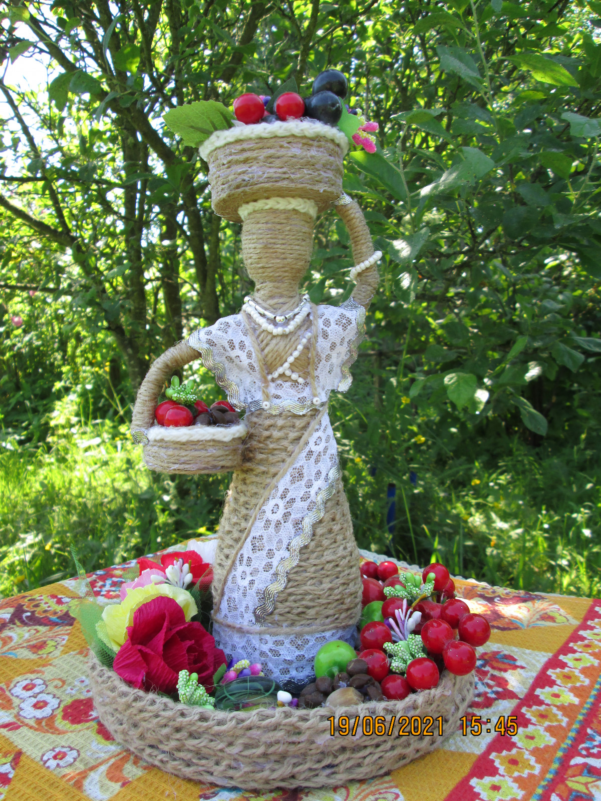 Кукла из джута