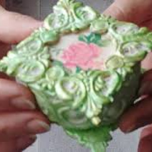 Винтажная Новогодняя игрушка из втулки от лент
